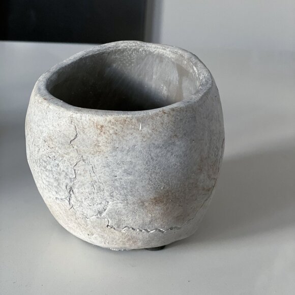 Ouija Skull Cement Decor / Flower Pot / Planter / Vase - Picture 3 of 7